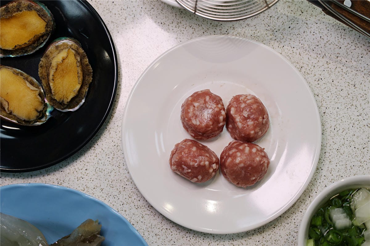台南美食-彭康海翅鼎 新開幕!! 真材實料蝦殼熬湯 多款美味魚翅自由選~ - 第15張圖 台南美食-彭康海翅鼎 新開幕!! 真材實料蝦殼熬湯 多款美味魚翅自由選~