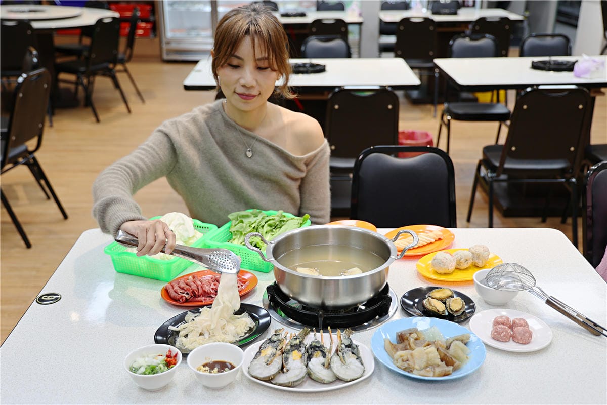 台南美食-彭康海翅鼎 新開幕!! 真材實料蝦殼熬湯 多款美味魚翅自由選~ - 第20張圖 台南美食-彭康海翅鼎 新開幕!! 真材實料蝦殼熬湯 多款美味魚翅自由選~