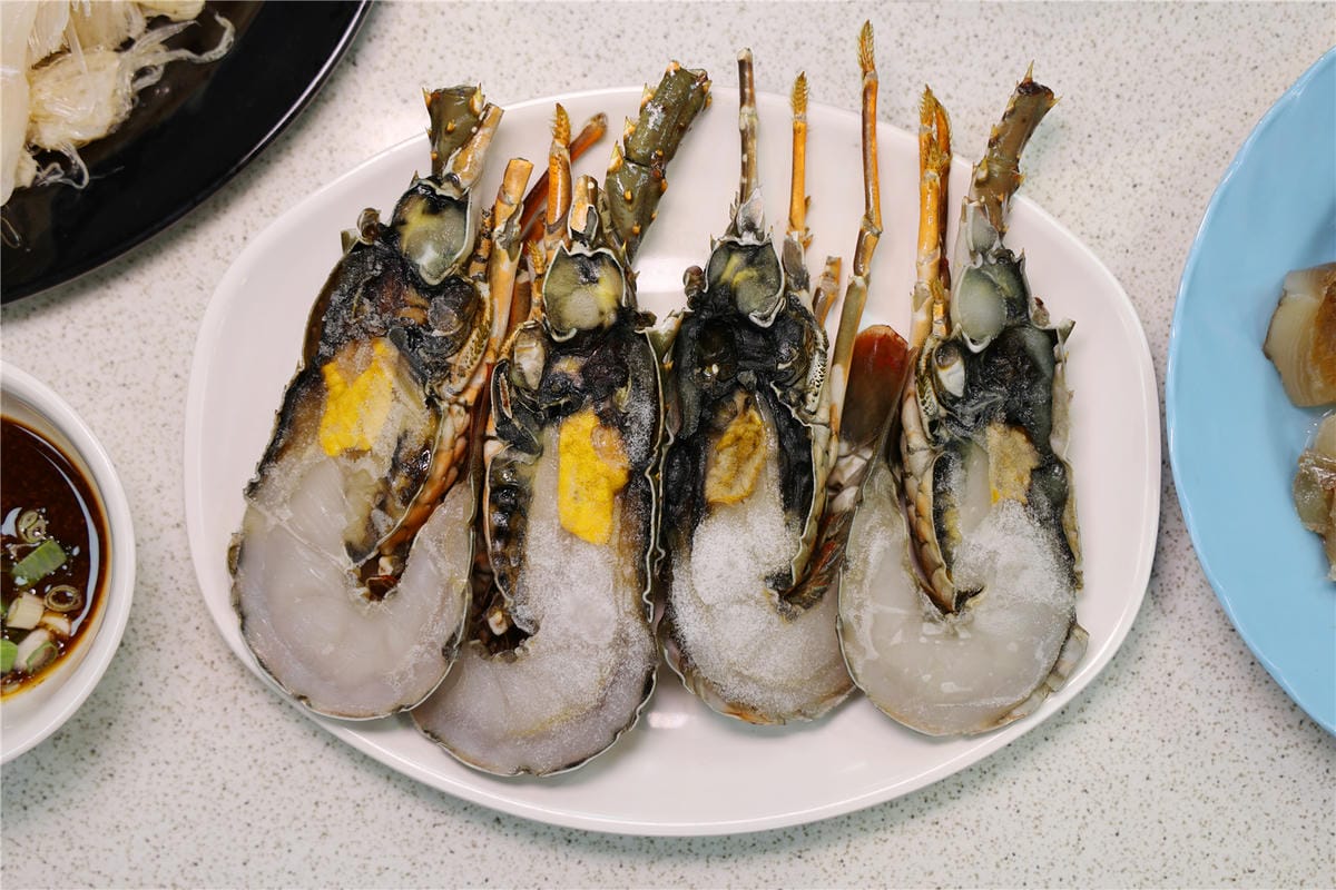 台南美食-彭康海翅鼎 新開幕!! 真材實料蝦殼熬湯 多款美味魚翅自由選~ - 第11張圖 台南美食-彭康海翅鼎 新開幕!! 真材實料蝦殼熬湯 多款美味魚翅自由選~