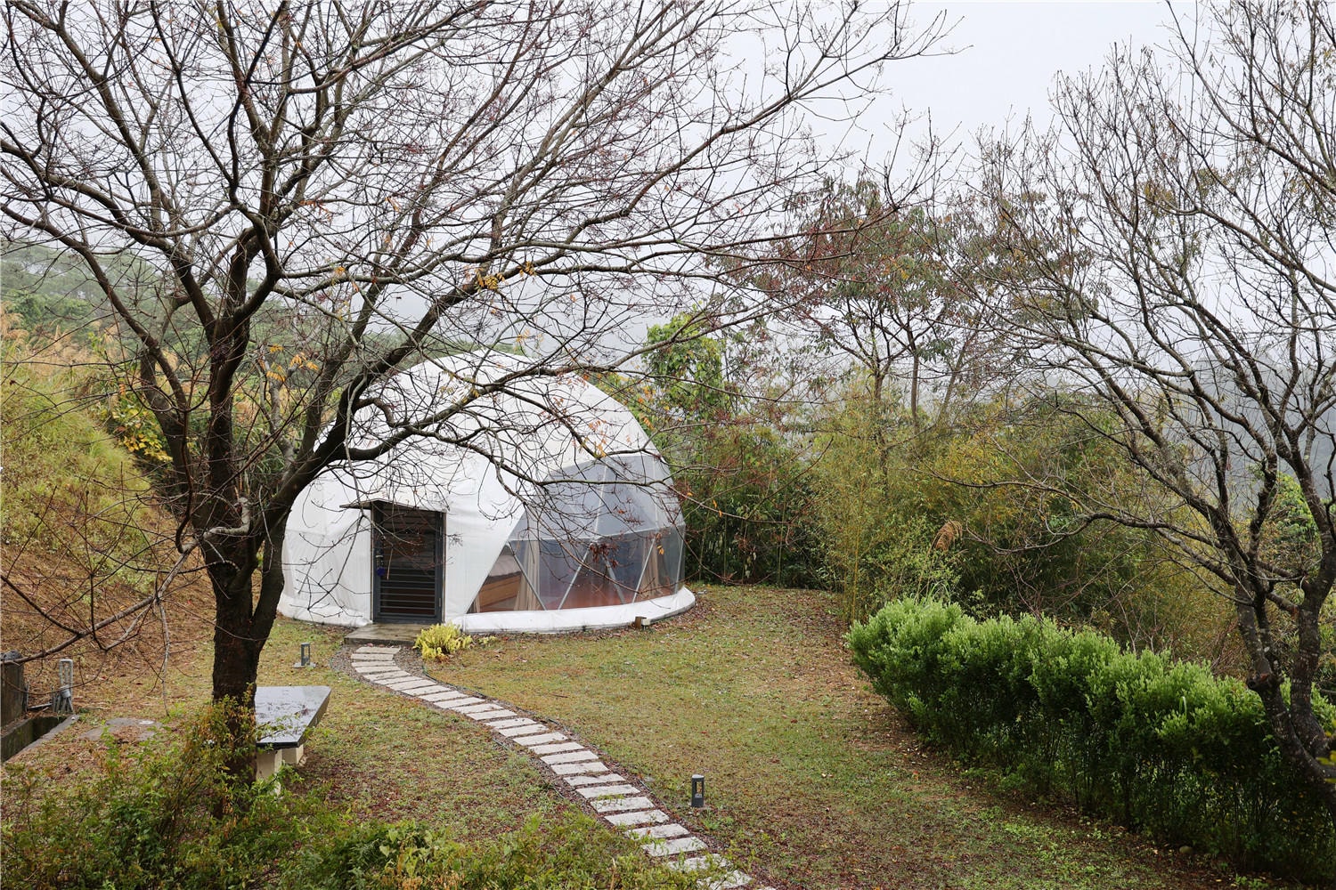 桃園住宿-山裡生活自然休閒農場 深山裡的頂級野人生活丨豪華星球星空帳篷