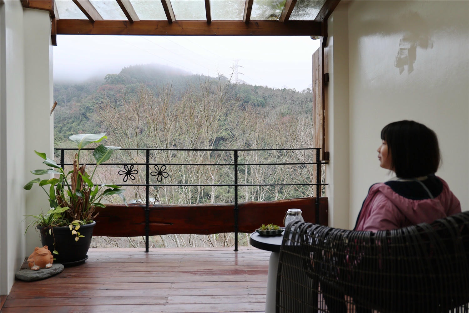 苗栗住宿-山行寄野 佇足於綠林山坡上的鄉野民宿丨傾聽自然悅耳的鳥鳴聲