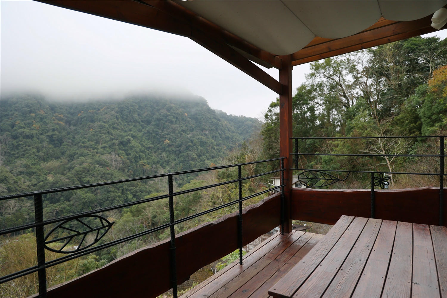 苗栗住宿-山行寄野 佇足於綠林山坡上的鄉野民宿丨傾聽自然悅耳的鳥鳴聲