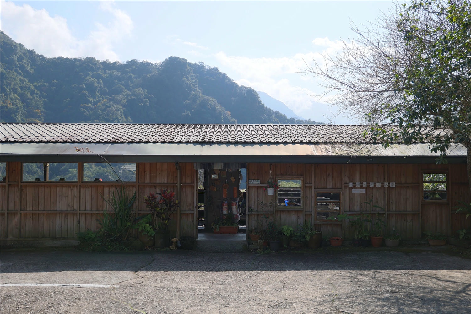 苗栗美食-山行玫瑰 隱身山林之中的美味午茶時光丨現烤鬆餅.風味美食及特調飲品 - 第14張圖 苗栗美食-山行玫瑰 隱身山林之中的美味午茶時光丨現烤鬆餅.風味美食及特調飲品