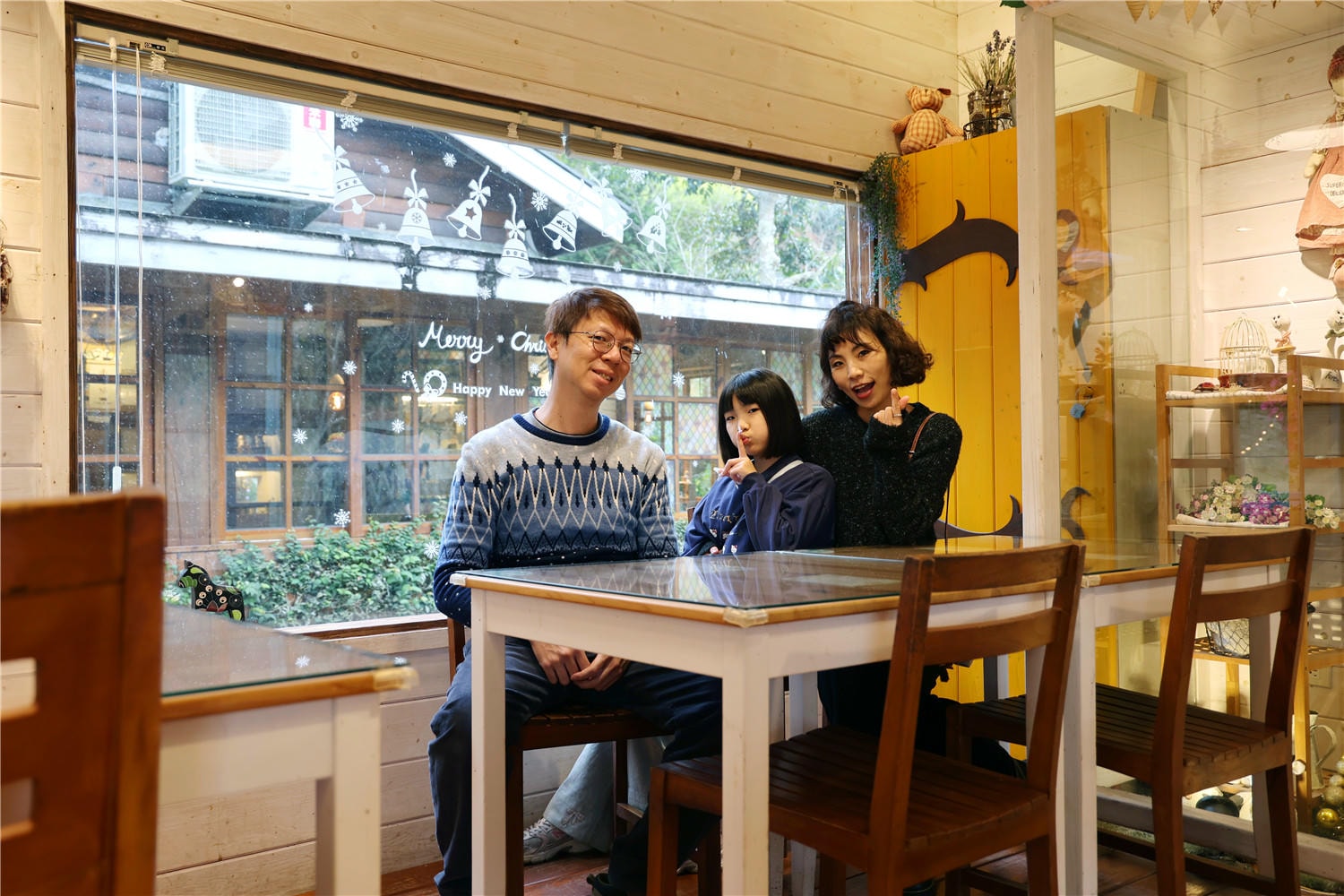 苗栗住宿-南庄橄欖樹咖啡民宿 走進迷霧森林裡的童話小屋丨萌寵貓咪是你的玩伴還是僕人!?
