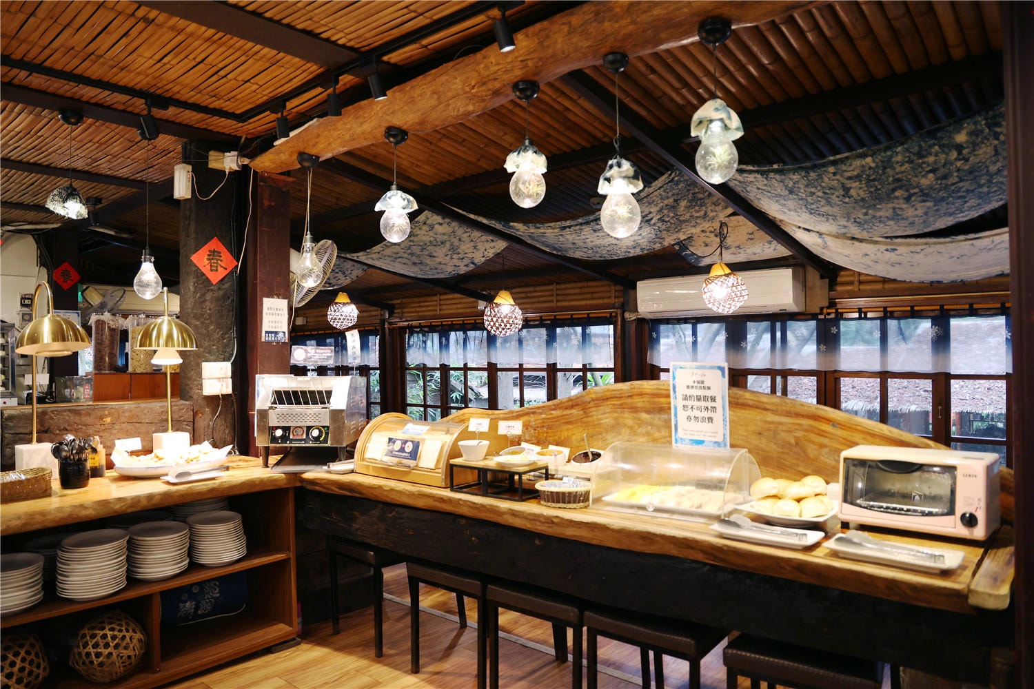 苗栗住宿-卓也小屋度假園區 藏身於森林裡的江南古厝丨體驗藍染DIY藝術創作 - 第52張圖 苗栗住宿-卓也小屋度假園區 藏身於森林裡的江南古厝丨體驗藍染DIY藝術創作