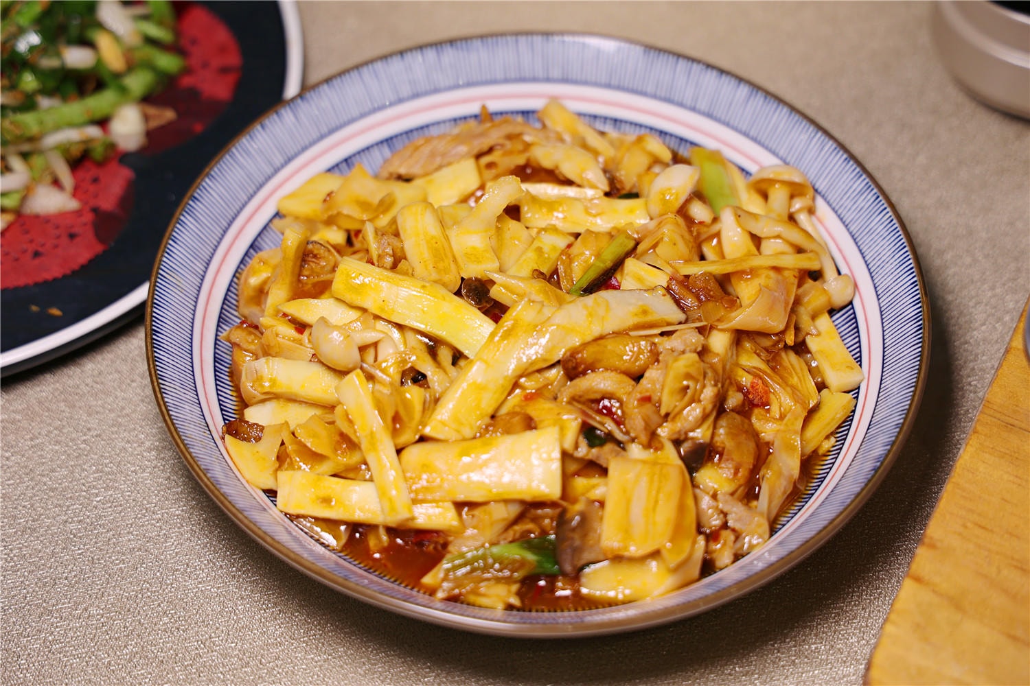 雲林美食-皇品川菜館 從小餐館一路做到變成宴會廳!? 即便小家庭客也有精緻單點合菜~