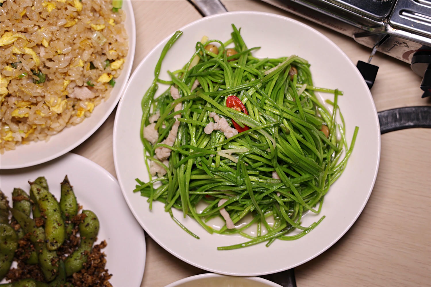 台南美食-久久家常菜熱炒乾鍋 平價熱炒.燒烤家庭料理 冰箱必魯整個就是超佛心價!?