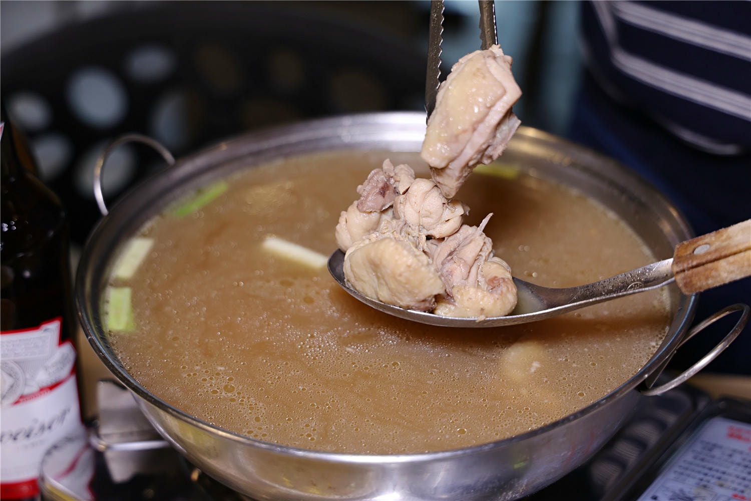 台南美食-久久家常菜熱炒乾鍋 平價熱炒.燒烤家庭料理 冰箱必魯整個就是超佛心價!?