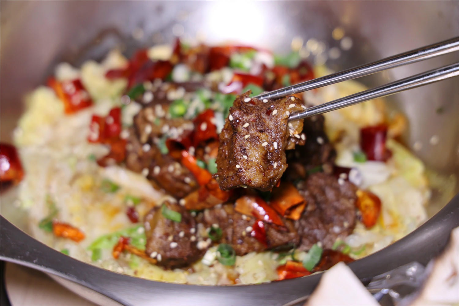 台南美食-久久家常菜熱炒乾鍋 平價熱炒.燒烤家庭料理 冰箱必魯整個就是超佛心價!?