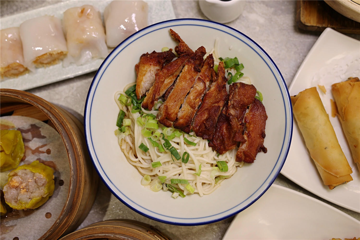 高雄美食-好事泰點心麵店 來自香港老師傅的正宗港式點心手藝 品嚐一份賦予靈魂的招牌燒賣~
