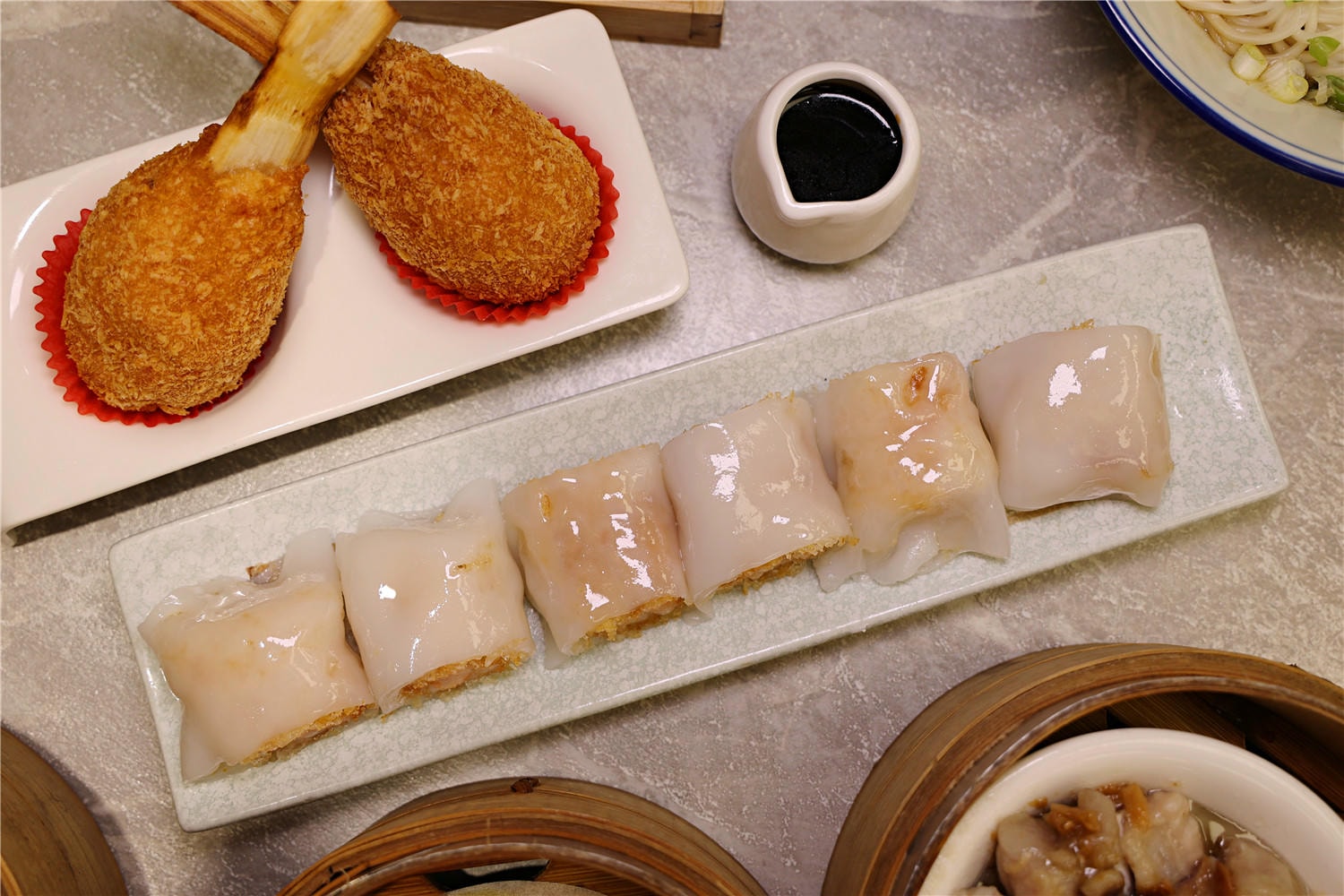 高雄美食-好事泰點心麵店 來自香港老師傅的正宗港式點心手藝 品嚐一份賦予靈魂的招牌燒賣~