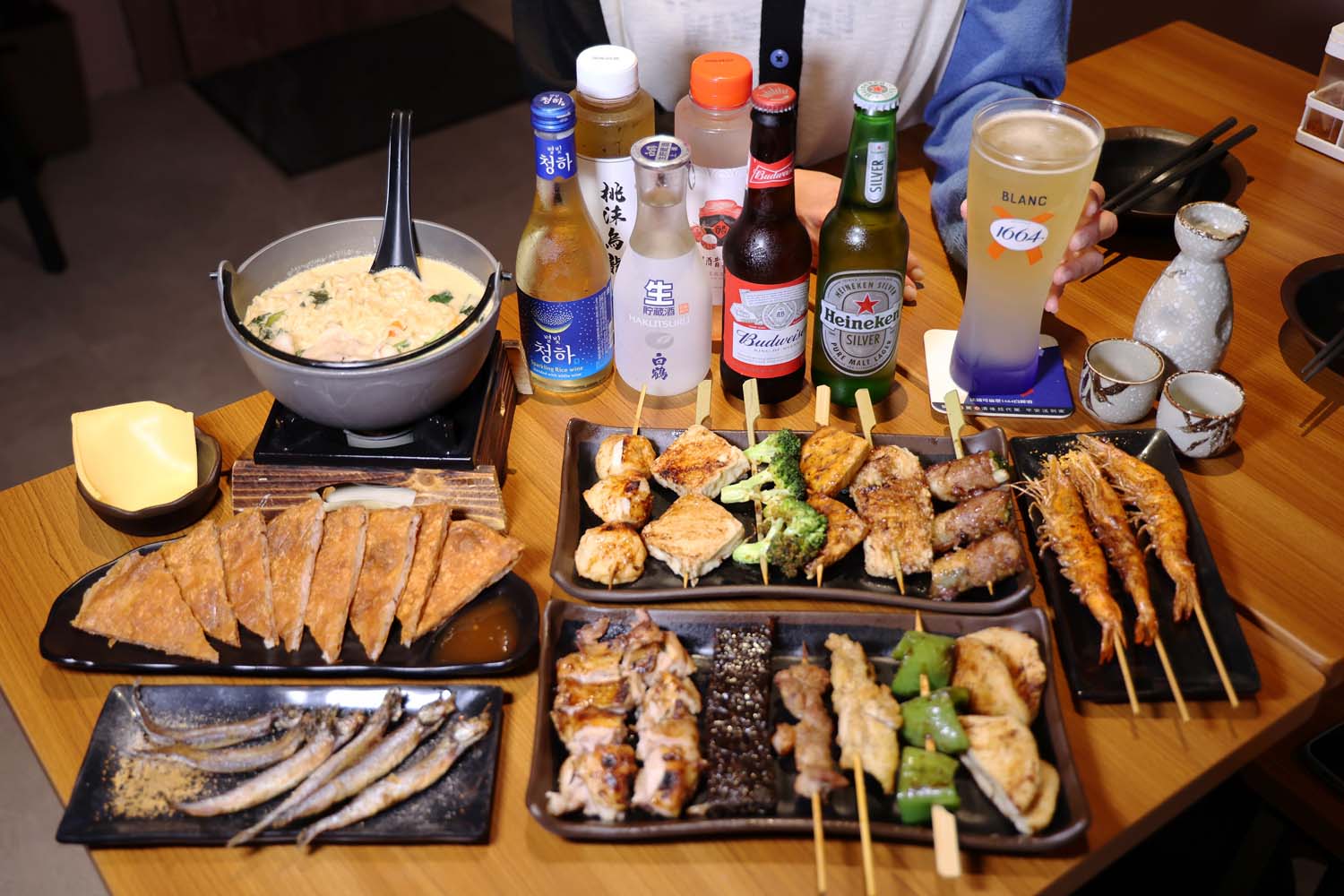 高雄美食-柒息地串燒居酒屋(高雄明誠店) 平價串燒居酒屋丨還有私房料理菜哦~