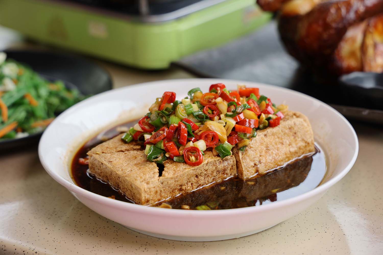 台南美食-高一砂鍋魚頭 在地人激推的隱藏版食堂! 蔗香桶子雞.魷魚螺肉蒜.熱炒料理