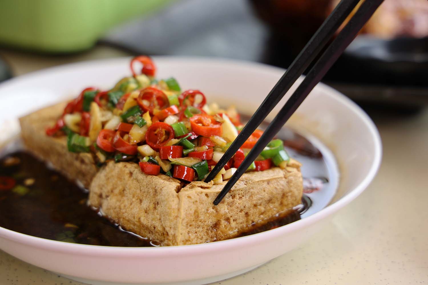 台南美食-高一砂鍋魚頭 在地人激推的隱藏版食堂! 蔗香桶子雞.魷魚螺肉蒜.熱炒料理