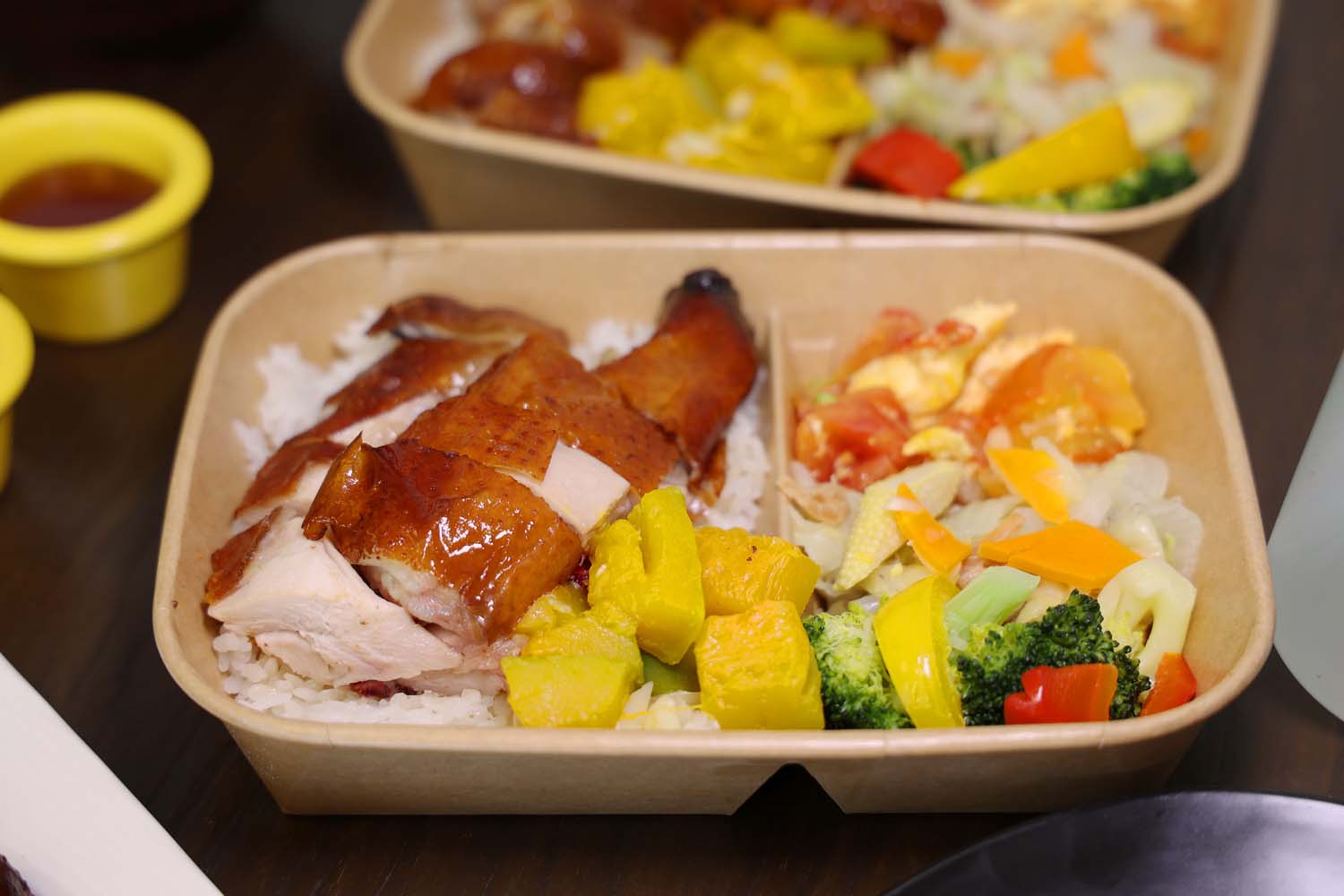 屏東美食-鮮有雞鮮有鴨專賣店 匠心職人的爐烤工藝 黑羽土雞丨櫻桃鴨 限定專屬賞味!!