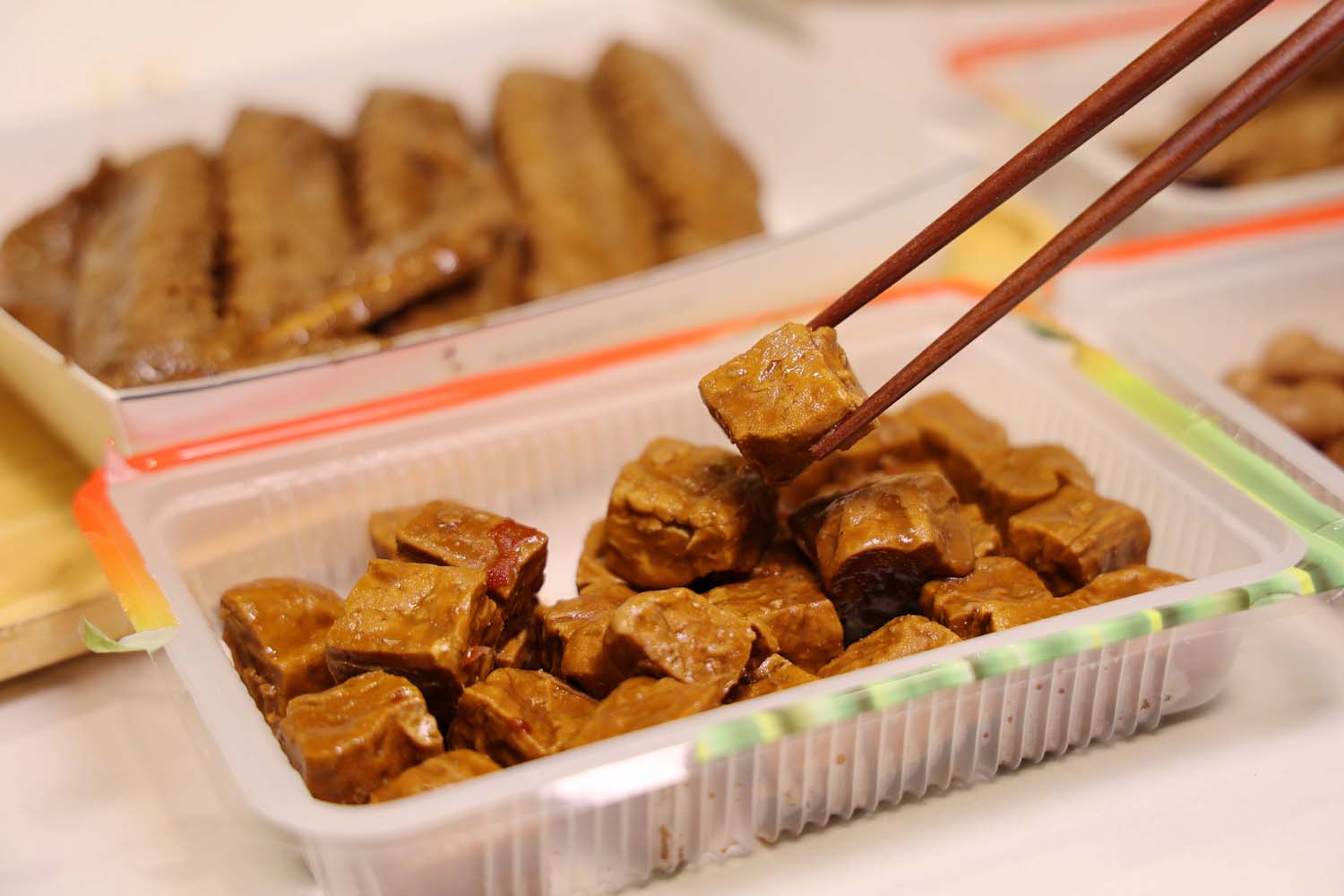 宅配美食-黑竹園雞腳凍 老字號伴手禮丨數十年的古早味宅配美食 - 第19張圖 宅配美食-黑竹園雞腳凍 老字號伴手禮丨數十年的古早味宅配美食