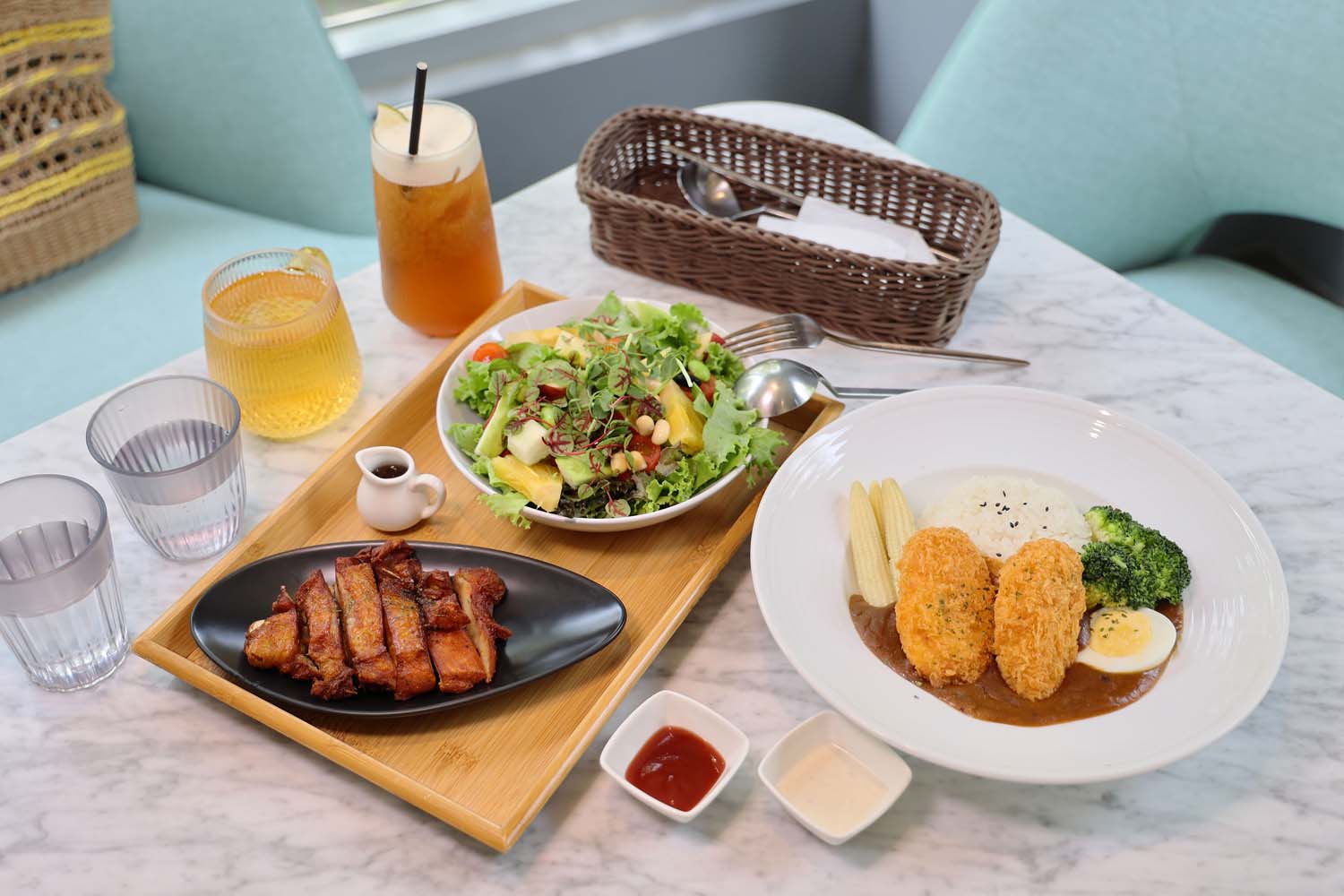 嘉義美食-楓丹白露cafe 隱身於科技園區內的質感景觀咖啡餐廳